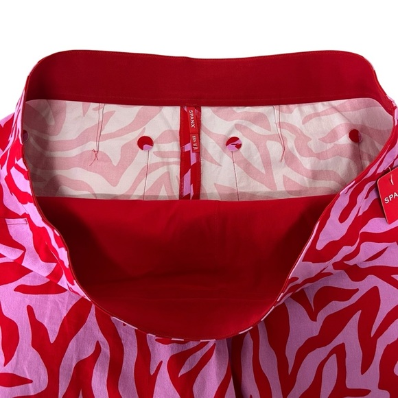Spanx 3X Polished On The Go 6" Short in True Red Zebra Stripe Animal Print NWT - Picture 7 of 16